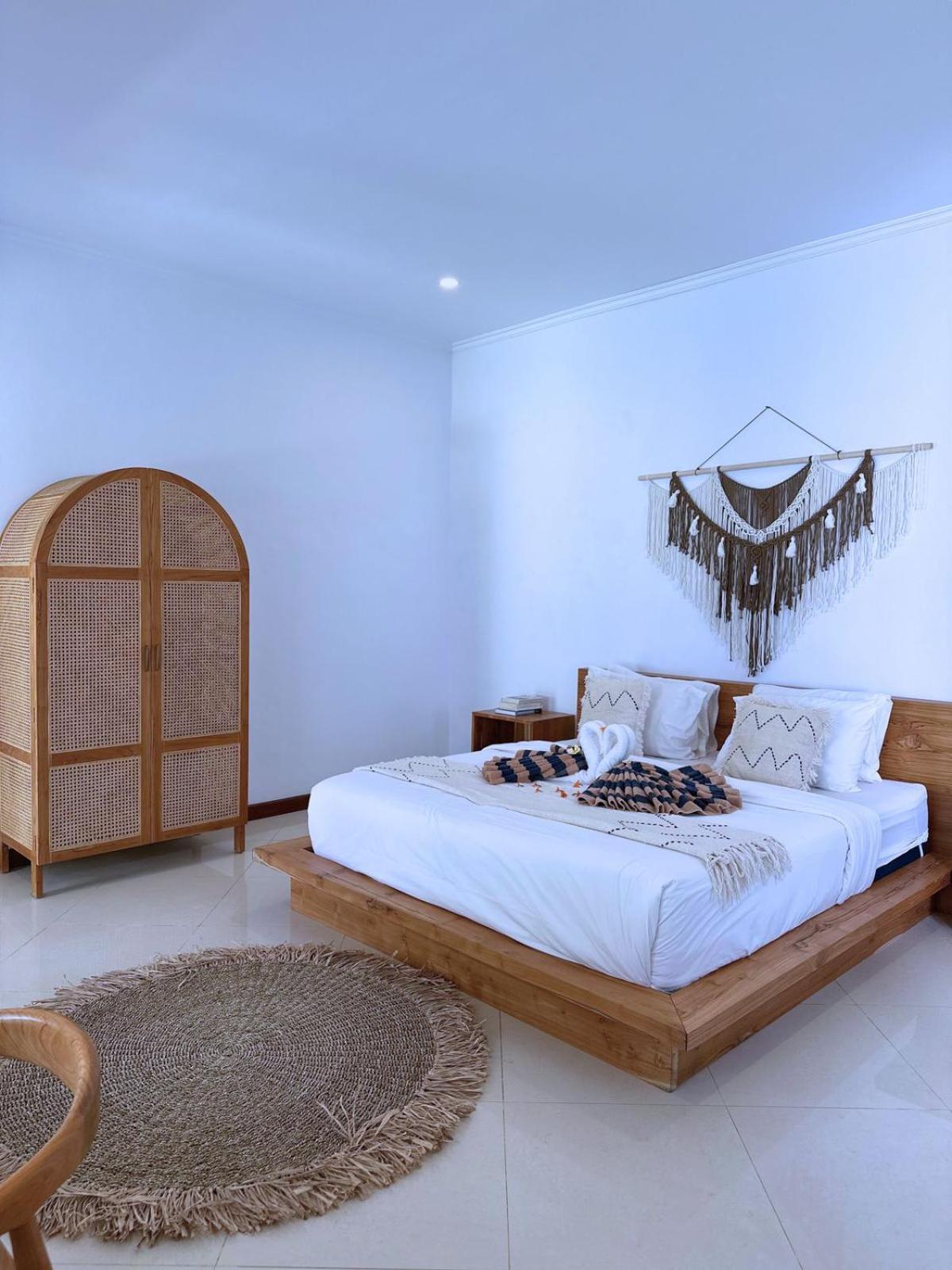 Janji Villa *
