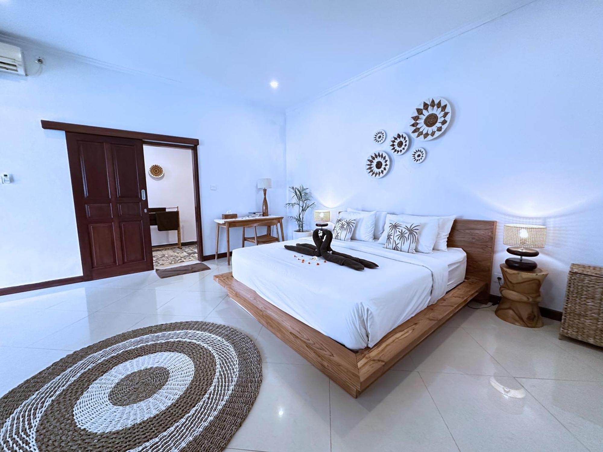 Janji Villa *